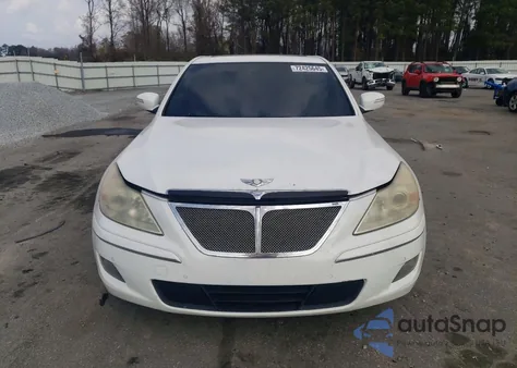 2011 Hyundai Genesis 4.6L z USA, uszkodzony, nr VIN KMHGC4DF7BU132983